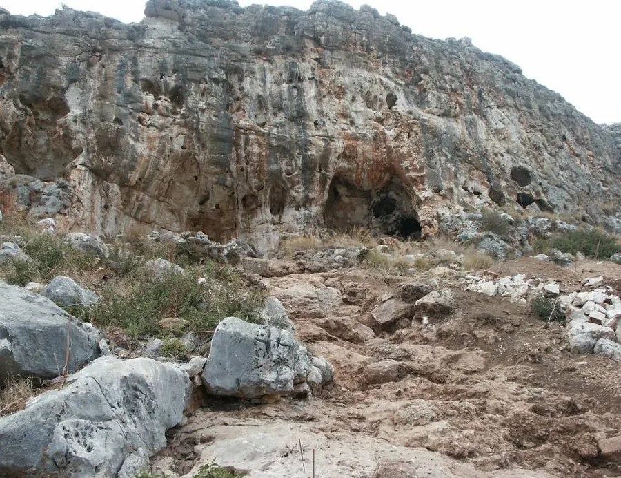 Misliya Cave on Mount Carmel, Israel—earliest known Homo sapiens remains outside Africa at ~200,000 years